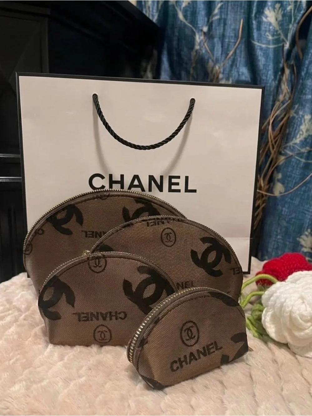 nwt Canvas Cosmetic Pouch Set